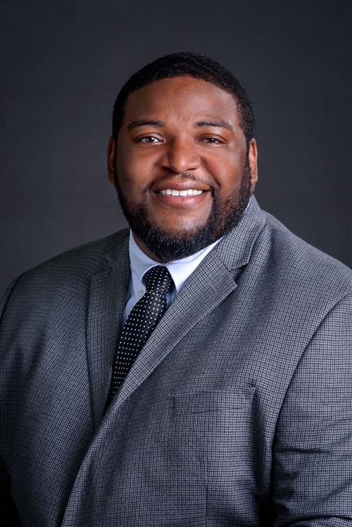 Andre Criswell headshot