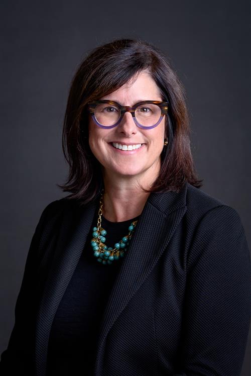 Colette Ivey headshot